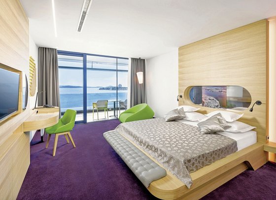 Olympia Sky - Wohnbeispiel Doppelzimmer Superior (Zimmercodierungen DSG & DCG)