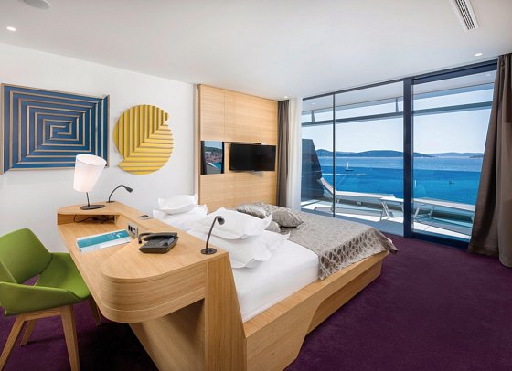 Olympia Sky - Wohnbeispiel Suite Premium Meerseite (Zimmercodierung WMC)