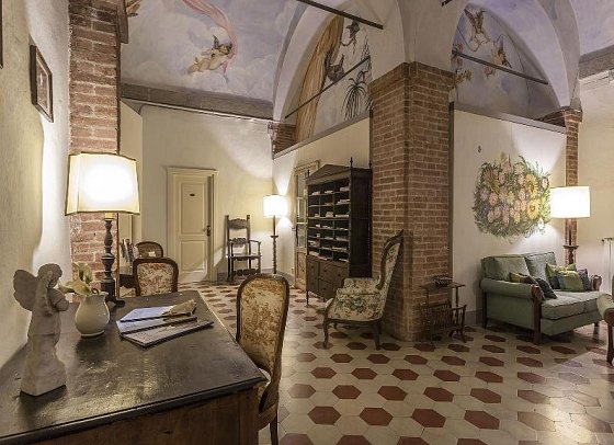 Il Chiostro Del Carmine