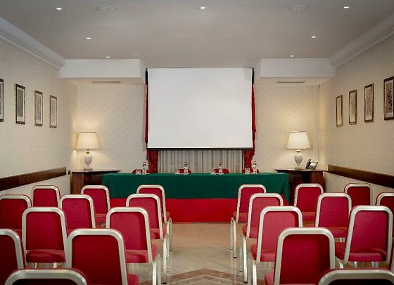 Hotel Athena