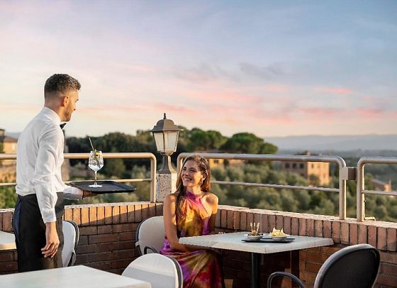 Hotel Athena