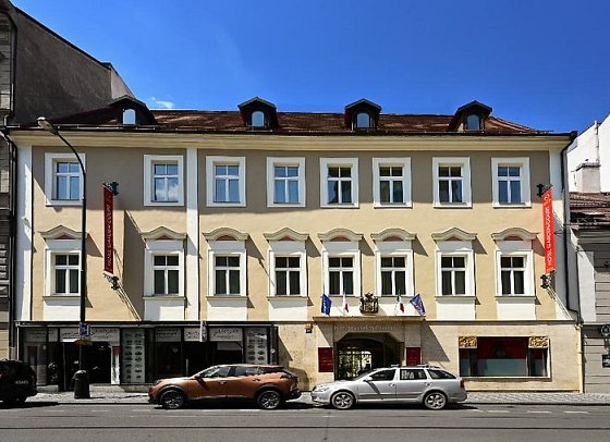 Hotel Garden Court