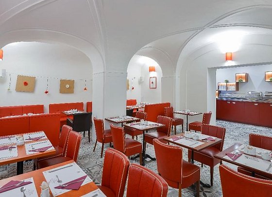 Hotel Garden Court