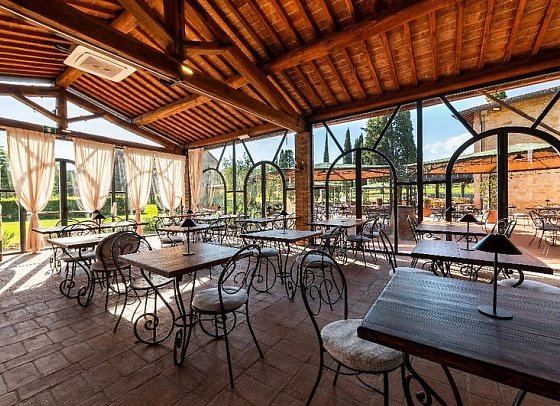 Castellare Di Tonda Resort & Spa