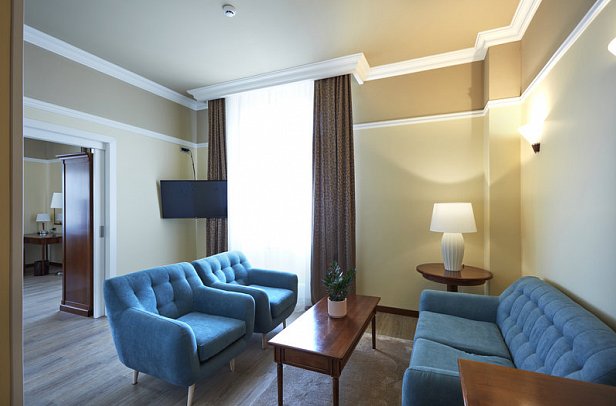 Hotel Bristol by OHM Group