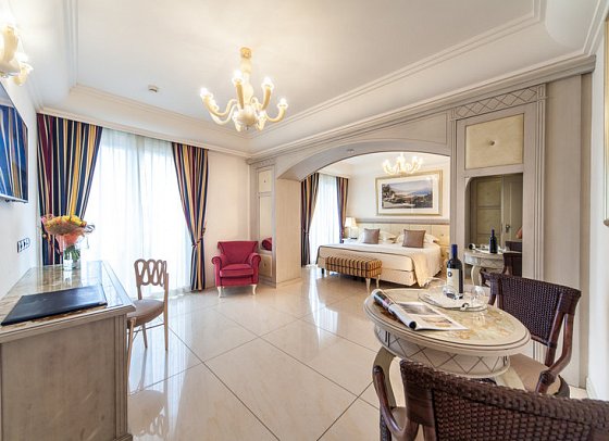 Palace Hotel