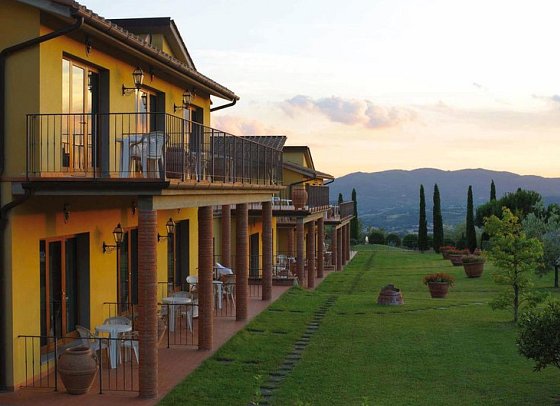 Fattoria Degli Usignoli Hotel & Residence