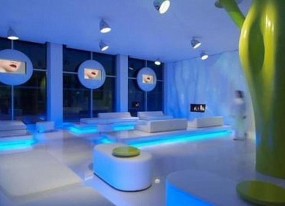 i-Suite Hotel