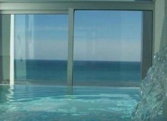i-Suite Hotel