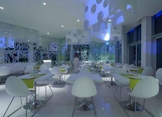 i-Suite Hotel
