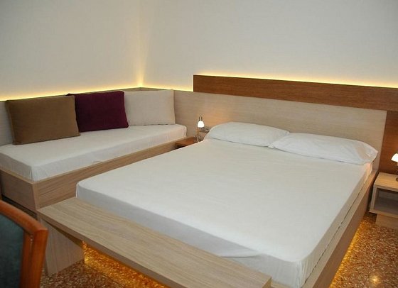Hotel Adria