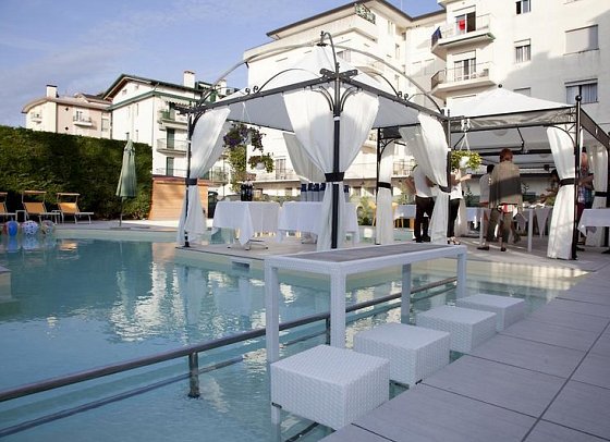 Ute Hotel