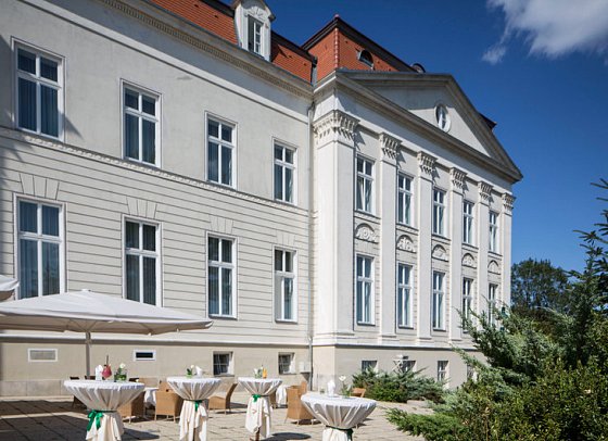 Austria Trend Schloss Wilhelminenberg