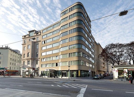 Eurostars Embassy