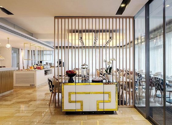 Eurostars Embassy
