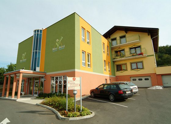 Strobl