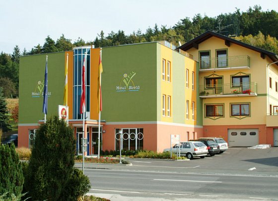 Strobl