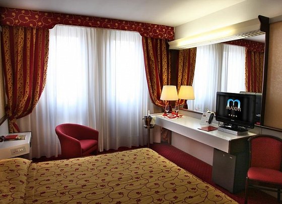 Hotel Maxim