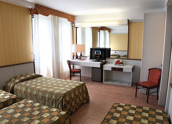 Hotel Maxim