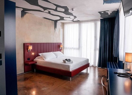 K Modern Hotel