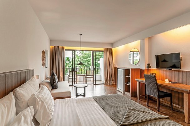 Kamala Beach Resort (A Sunprime Resort) - Wohnbeispiel Grand Deluxe Pool View (Zimmercodierung UMP)