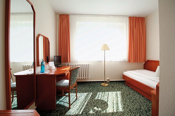 Morada Hotel Alexisbad - Wohnbeispiel Einzelzimmer Haupthaus (Zimmercodierung EB1)