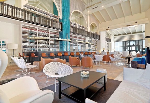 H10 Timanfaya Palace