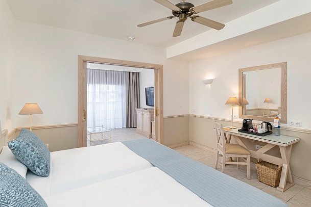 Gran Castillo Tagoro Family & Fun - Wohnbeispiel Senior Suite two bedrooms (Zimmercodierung WB2)