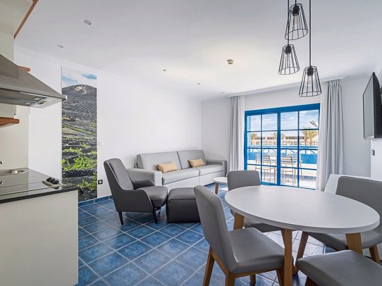 Mirador Papagayo by LIVVO - Wohnbeispiel Familienzimmer (Zimmercodierung FB1)