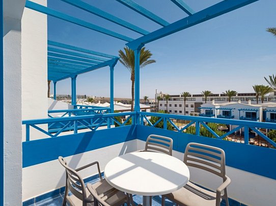 Mirador Papagayo by LIVVO - Wohnbeispiel Familienzimmer (Zimmercodierung FB1)