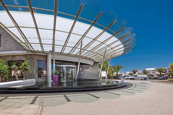 Mirador Papagayo by LIVVO