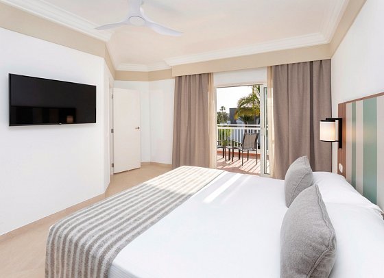 RIU Paraiso Lanzarote - Wohnbeispiel Juniorsuite Meerblick (Zimmercodierung JBM)