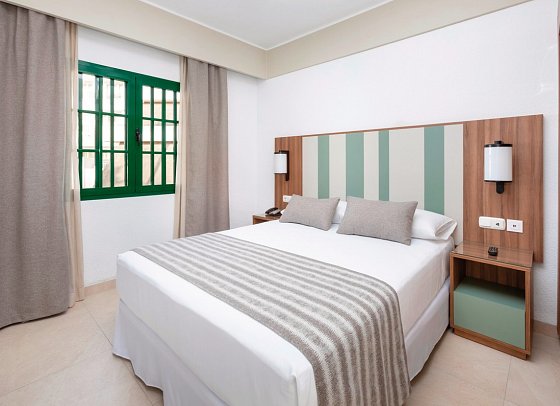 RIU Paraiso Lanzarote - Wohnbeispiel Familienzimmer (Zimmercodierungen FB1 & FB2)