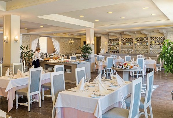 H10 Rubicon Horizons Collection - Restaurant ElVolcan