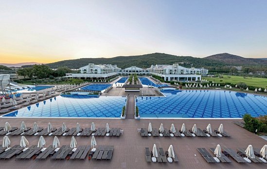 Korumar Ephesus Spa & Beach Resort