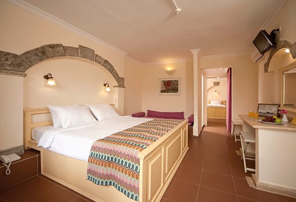 Club Resort Atlantis - Wohnbeispiel Familienzimmer Meerblick (Zimmercodierungen FBM & FB5)