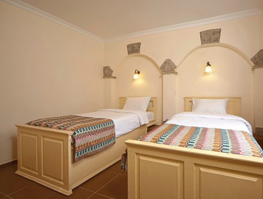 Club Resort Atlantis - Wohnbeispiel Familienzimmer Meerblick (Zimmercodierungen FBM & FB5)