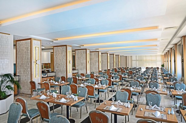 Korumar Deluxe Hotel