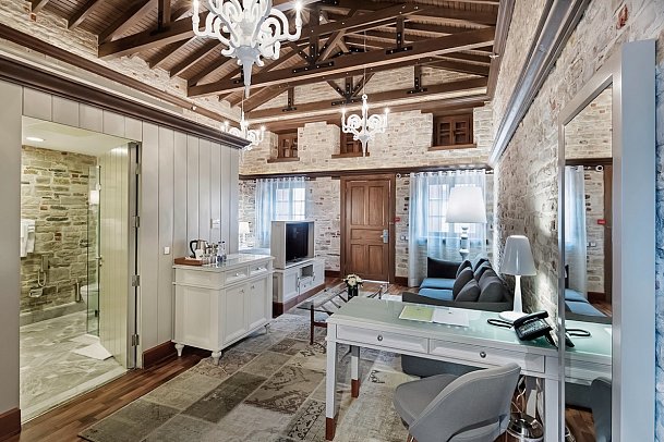 Double Tree by Hilton Kusadasi - Wohnbeispiel Cottage mit Privatgarten & Jacuzzi (Zimmercodierung DB1)