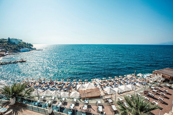 Charisma Deluxe Hotel