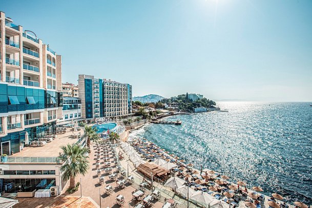 Charisma Deluxe Hotel