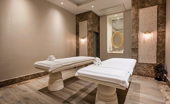 Charisma Deluxe Hotel