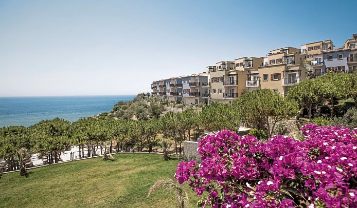 Aria Claros Beach & Spa Resort