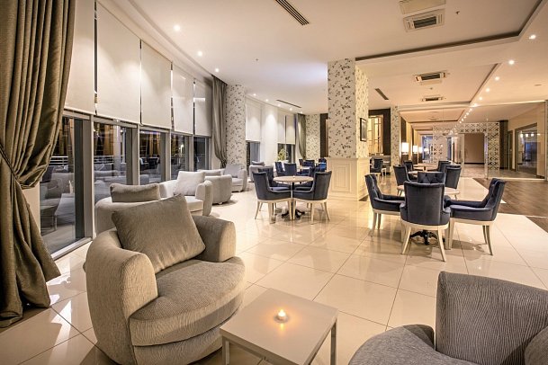 Aria Claros Beach & Spa Resort