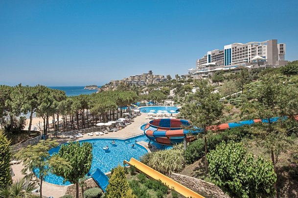 Aria Claros Beach & Spa Resort