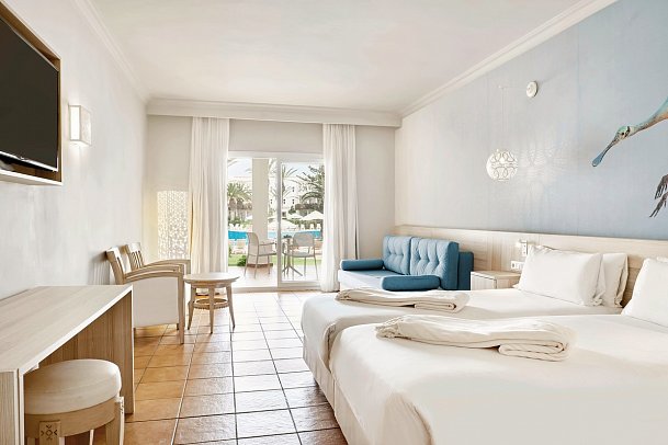 Iberostar Waves Founty Beach - Wohnbeispiel Familienzimmer (Zimmercodierungen FBG, FBP, F1G, F1P, FB1 & FB2)