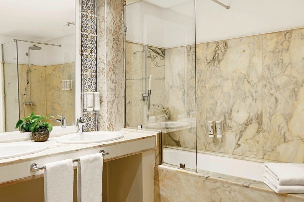 Iberostar Waves Founty Beach - Wohnbeispiel (Zimmercodierungen DB1, DBN, FBG, FBP, DBM, JBM, DB2, D2N, F1G, F1P, D1M, J1M, D1P, D2P, FV1, FV2, DBO, D3M, JBP, J1P, FB1, WBP, W1M, FB2, W1P & W2M)