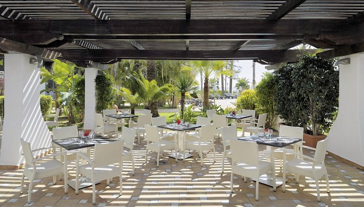 H10 Estepona Palace - Buffetrestaurant