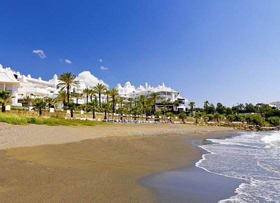 H10 Estepona Palace
