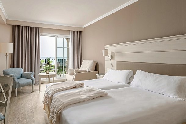 Iberostar Waves Málaga Playa - Wohnbeispiel Doppelzimmer Meerblick (Zimmercodierungen D1M & D2M)